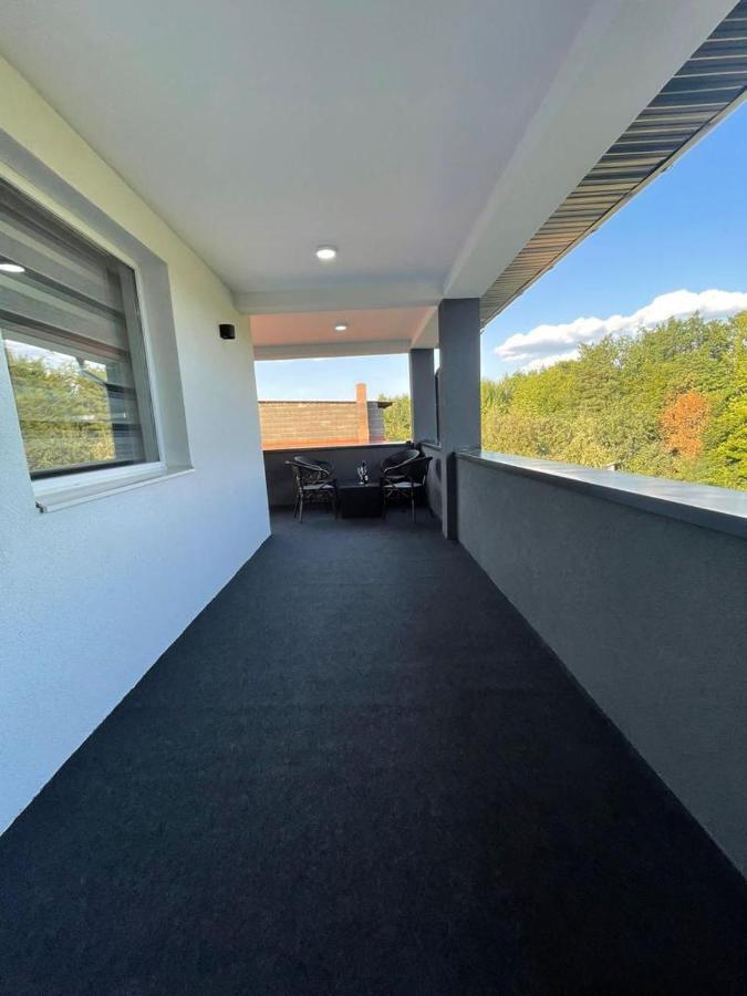 Ammirevole Ravne Apartments Visoko Zewnętrze zdjęcie